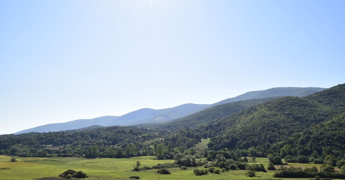 Branešci, lokalitet Oko i Jokino vrelo: izlet podno Obadovog brda